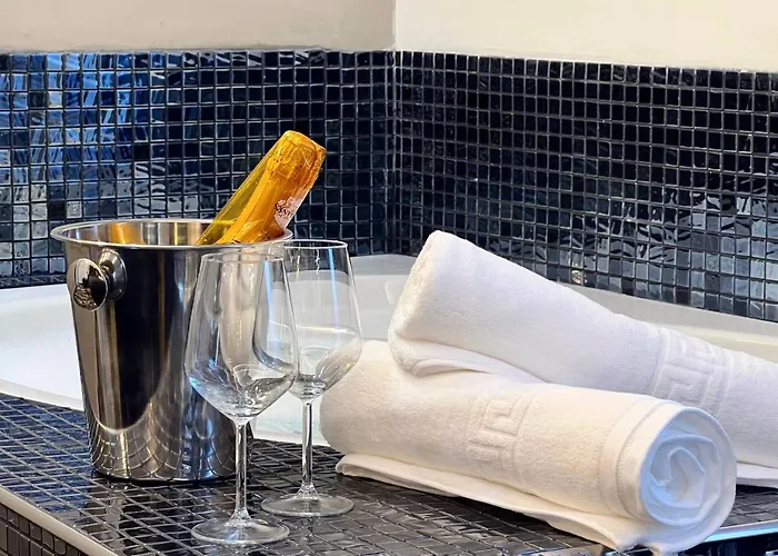 Black Hydro 아파트 몬테카티니테르메